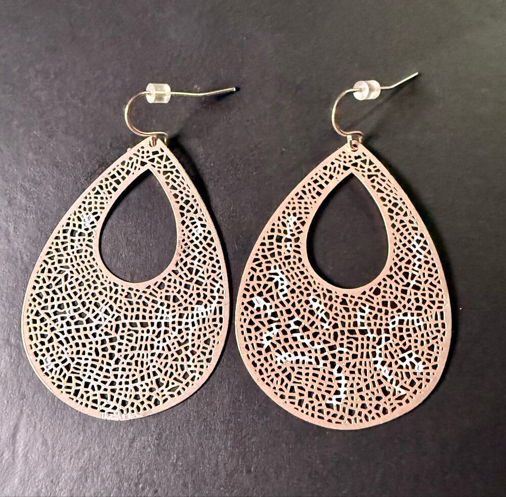 Rose Gold Tone Filigree Teardrop Dangle Earrings Boho Lace Design
